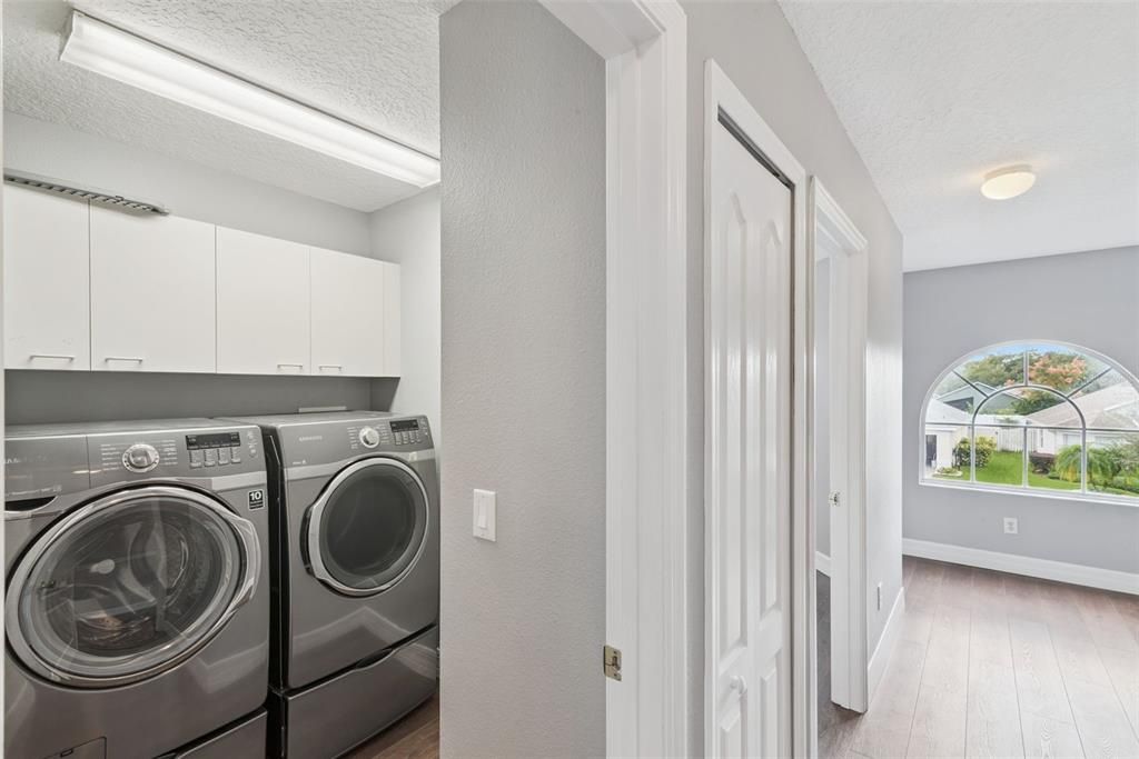 En Venta: $559,000 (4 camas, 2 baños, 2578 Pies cuadrados)