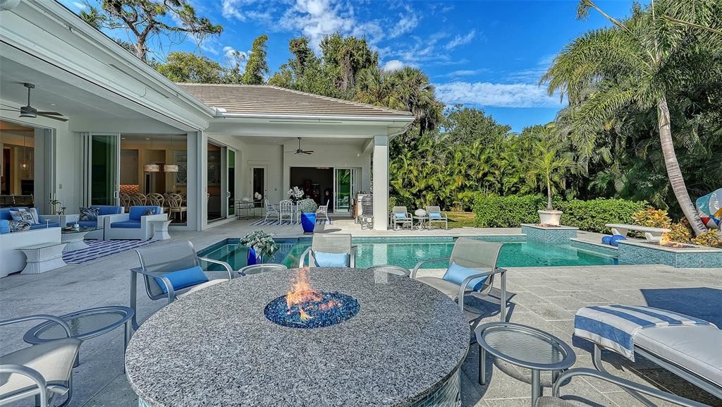 En Venta: $4,200,000 (4 camas, 4 baños, 3820 Pies cuadrados)