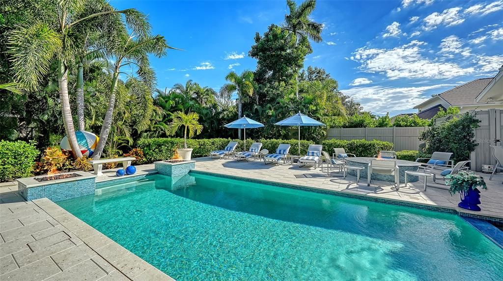 En Venta: $4,200,000 (4 camas, 4 baños, 3820 Pies cuadrados)