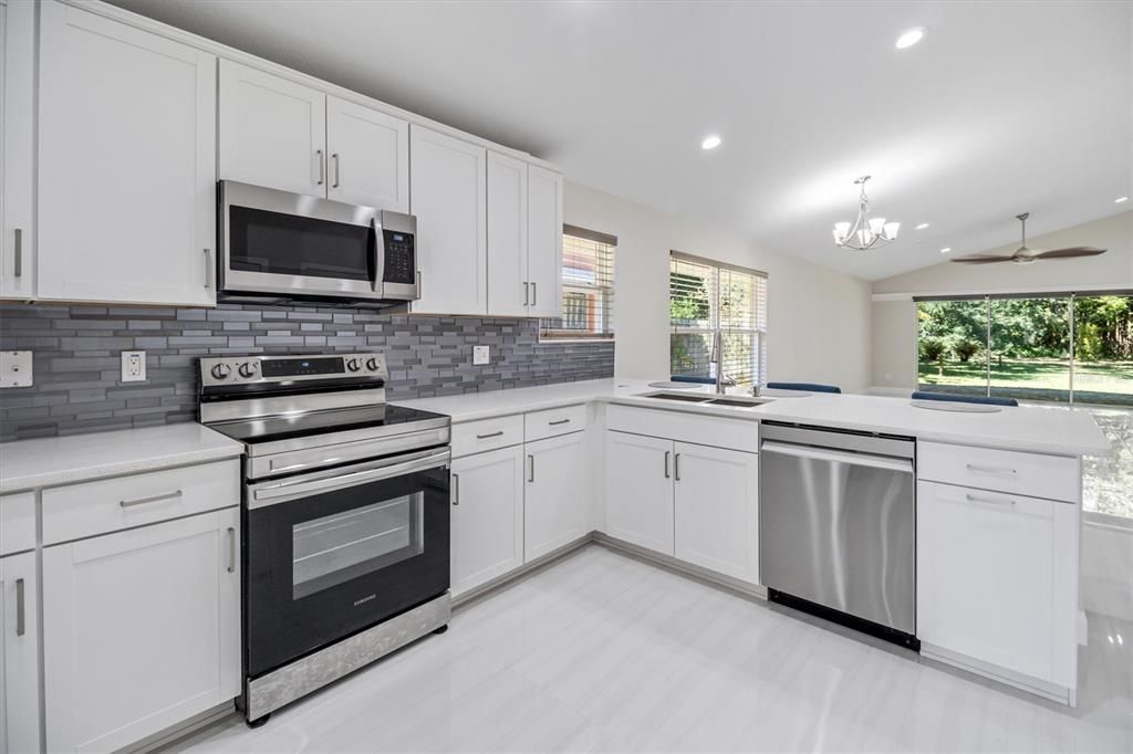 For Sale: $525,000 (3 beds, 2 baths, 1795 Square Feet)