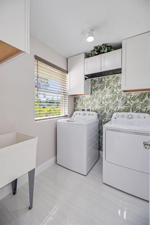 For Sale: $525,000 (3 beds, 2 baths, 1795 Square Feet)