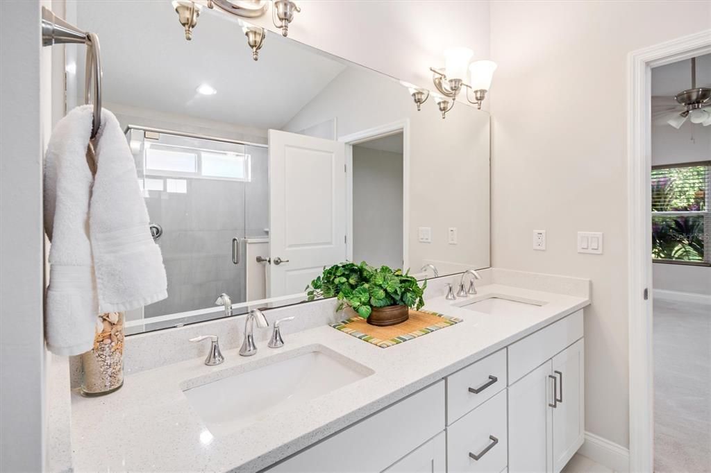 For Sale: $525,000 (3 beds, 2 baths, 1795 Square Feet)