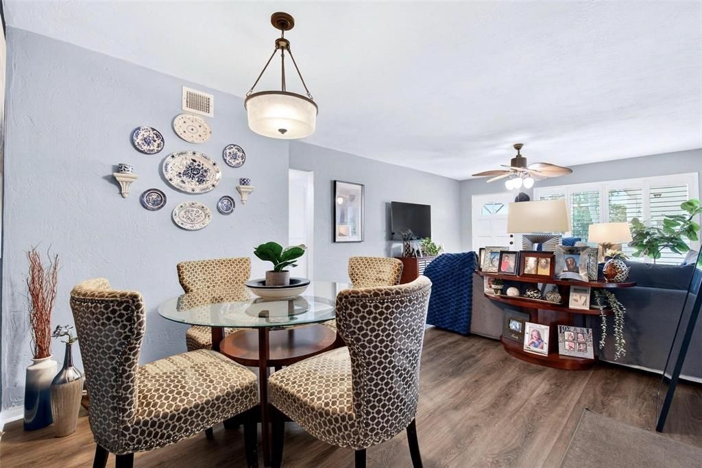 For Sale: $143,000 (2 beds, 1 baths, 1100 Square Feet)