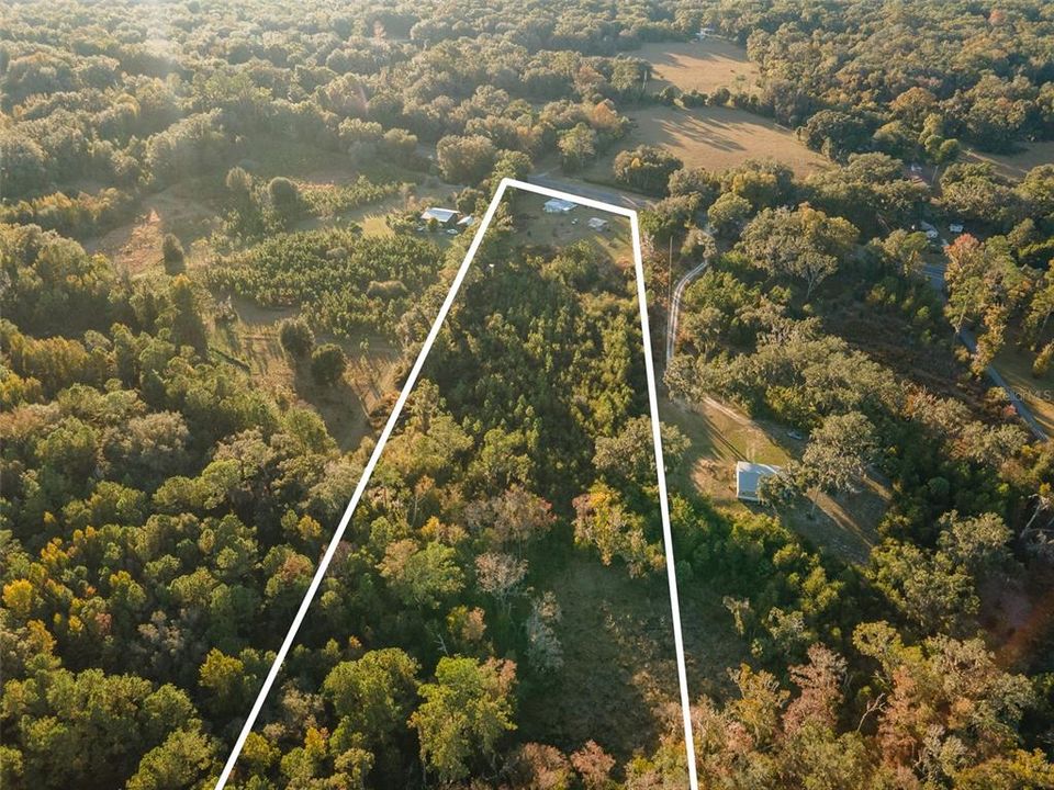 For Sale: $260,000 (3 beds, 2 baths, 758 Square Feet)