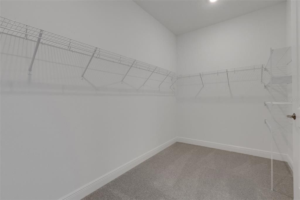 待售: $849,999 (4 贝兹, 3 浴室, 3661 平方英尺)