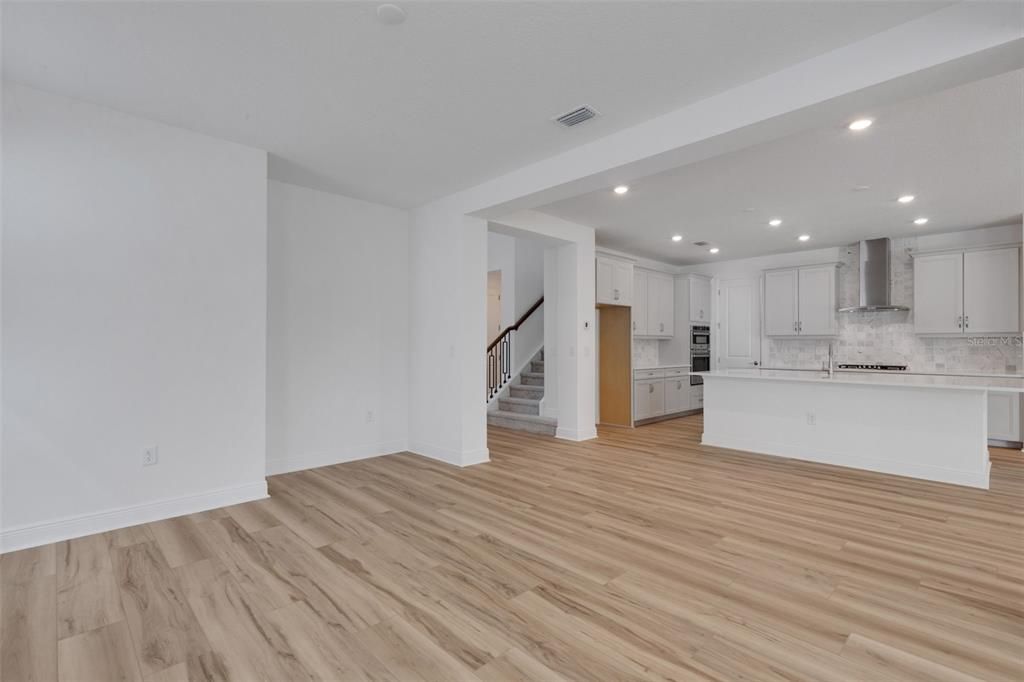 待售: $849,999 (4 贝兹, 3 浴室, 3661 平方英尺)