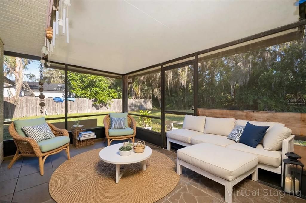 Activo con contrato: $389,500 (3 camas, 2 baños, 1694 Pies cuadrados)