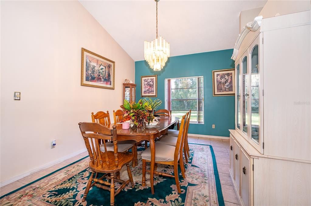 For Sale: $395,000 (3 beds, 2 baths, 1694 Square Feet)