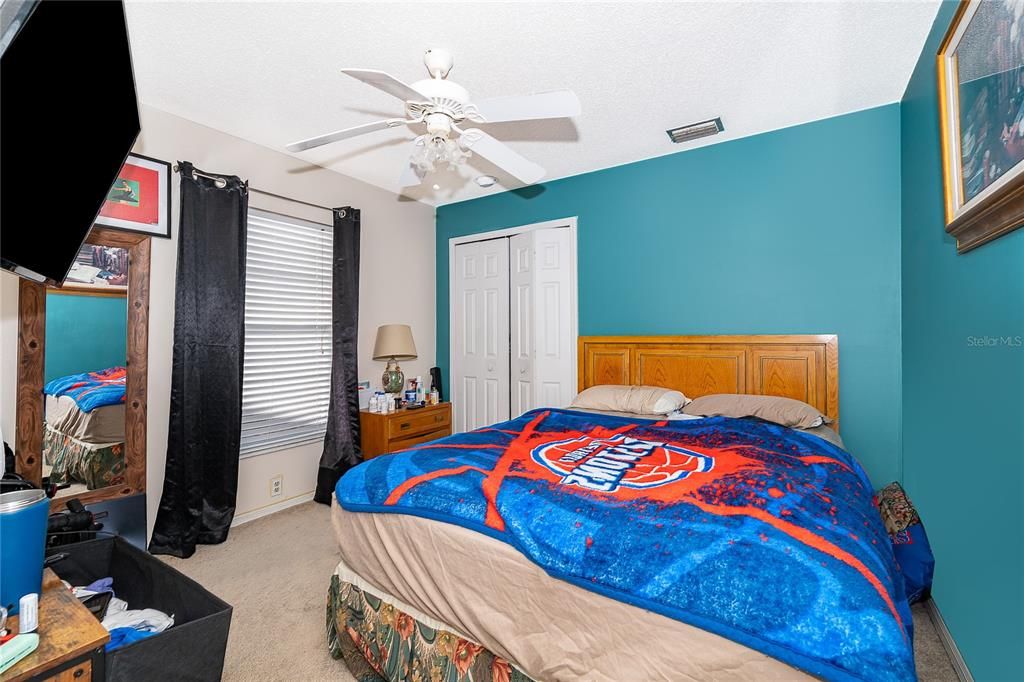 For Sale: $395,000 (3 beds, 2 baths, 1694 Square Feet)