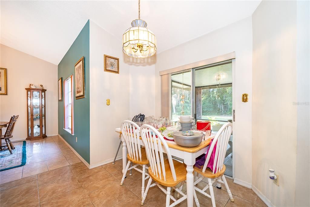 For Sale: $395,000 (3 beds, 2 baths, 1694 Square Feet)
