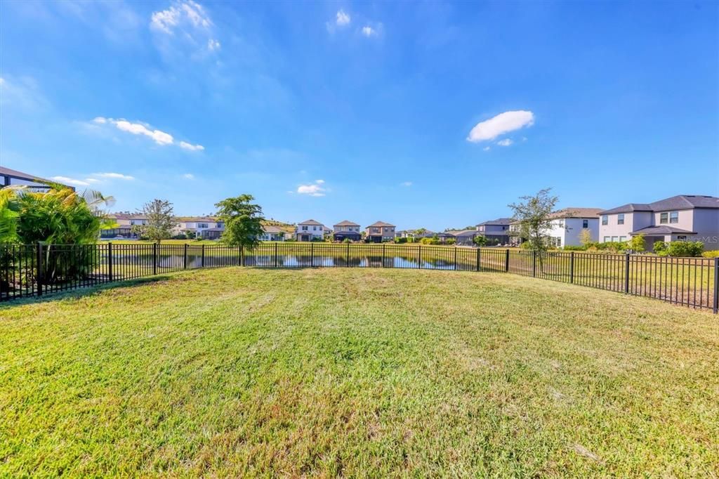 For Sale: $709,000 (5 beds, 4 baths, 3422 Square Feet)