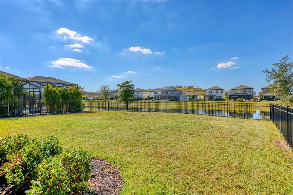 For Sale: $709,000 (5 beds, 4 baths, 3422 Square Feet)