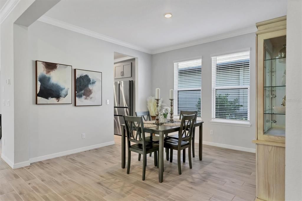 For Sale: $709,000 (5 beds, 4 baths, 3422 Square Feet)