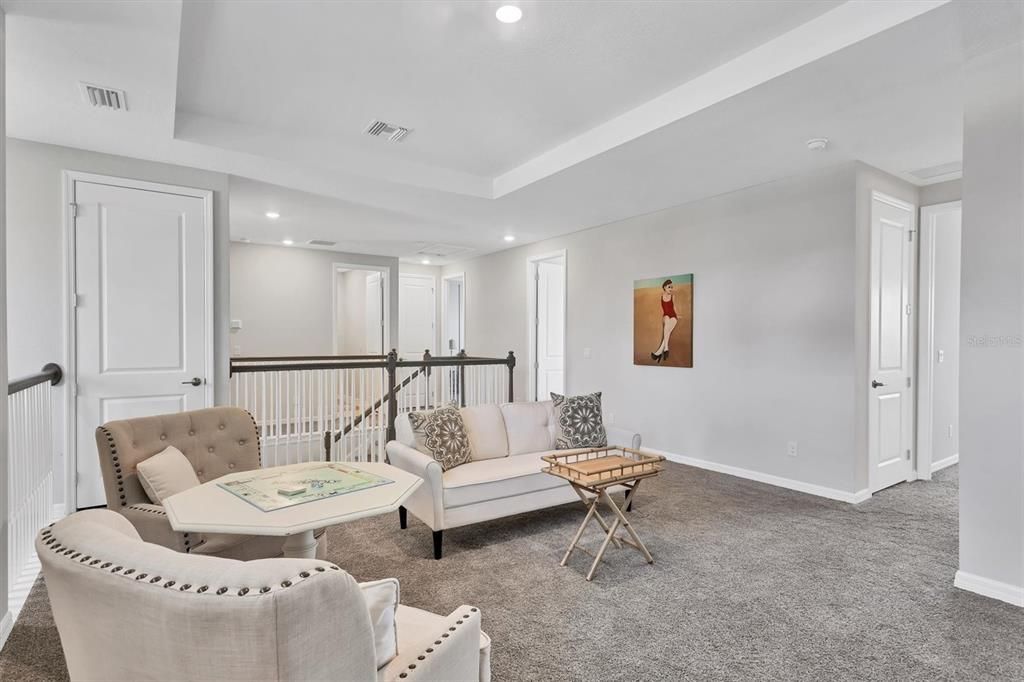 For Sale: $709,000 (5 beds, 4 baths, 3422 Square Feet)