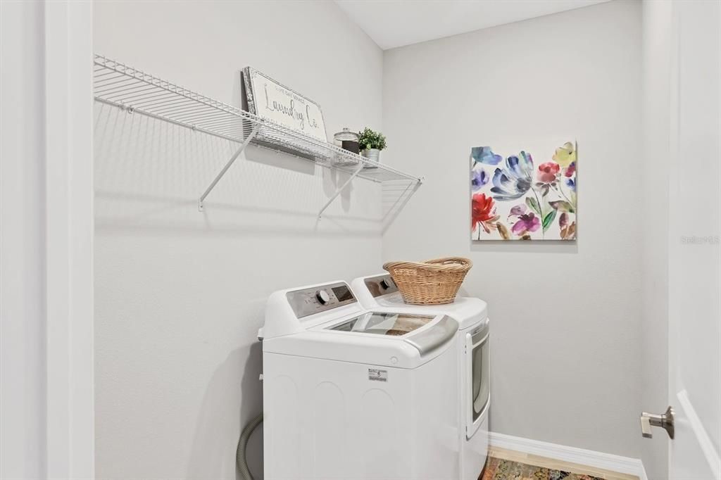 For Sale: $709,000 (5 beds, 4 baths, 3422 Square Feet)