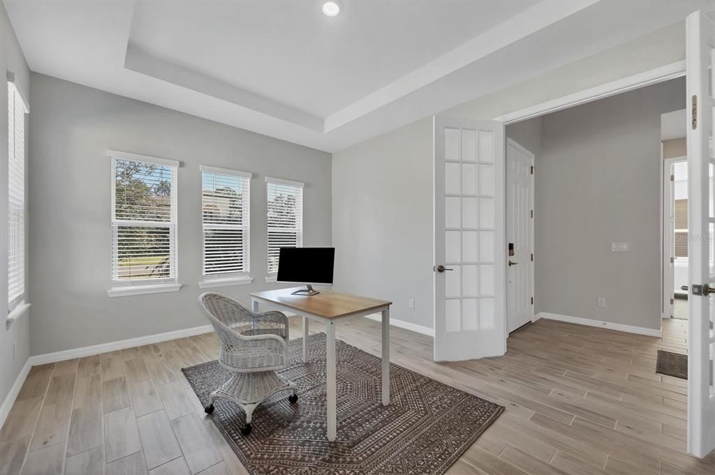 For Sale: $709,000 (5 beds, 4 baths, 3422 Square Feet)