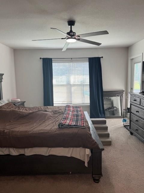 待售: $420,000 (4 贝兹, 2 浴室, 2330 平方英尺)