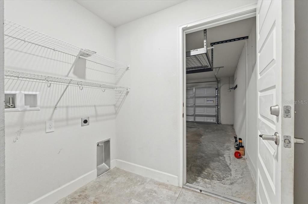 En Venta: $420,000 (4 camas, 2 baños, 2330 Pies cuadrados)