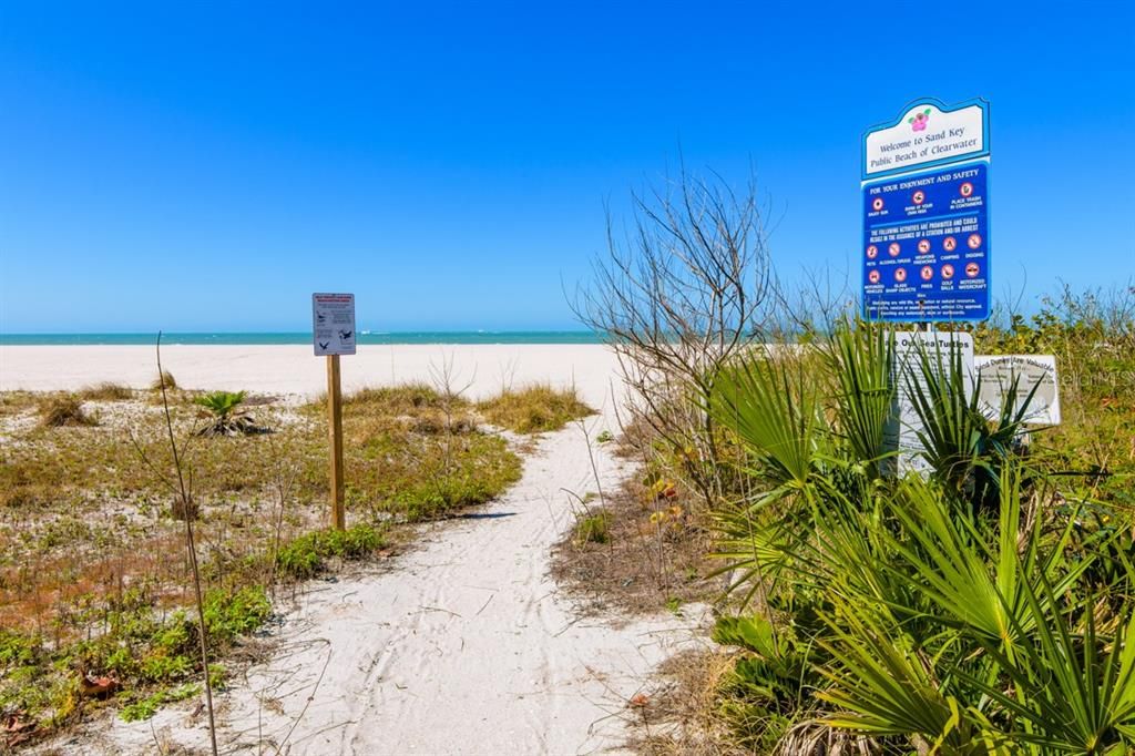 For Rent: $15,000 (4 beds, 4 baths, 4656 Square Feet)