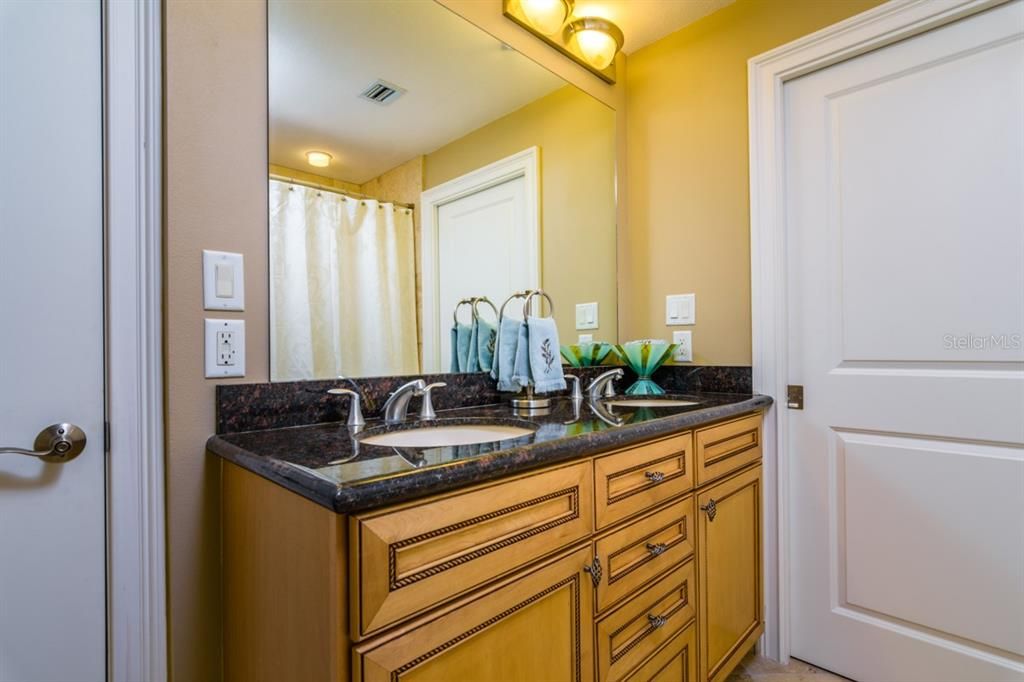 For Rent: $15,000 (4 beds, 4 baths, 4656 Square Feet)