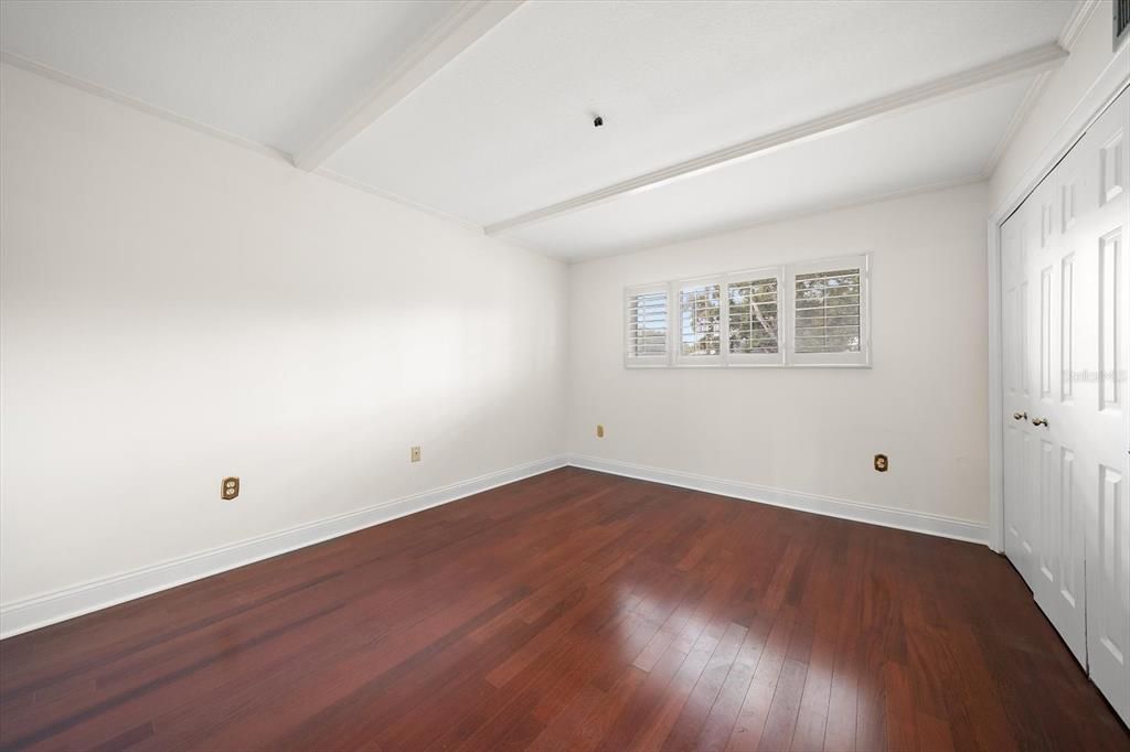 En Venta: $142,000 (2 camas, 1 baños, 865 Pies cuadrados)