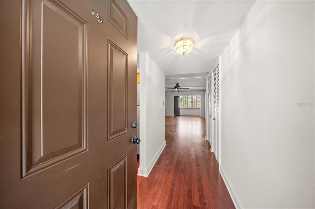 En Venta: $142,000 (2 camas, 1 baños, 865 Pies cuadrados)