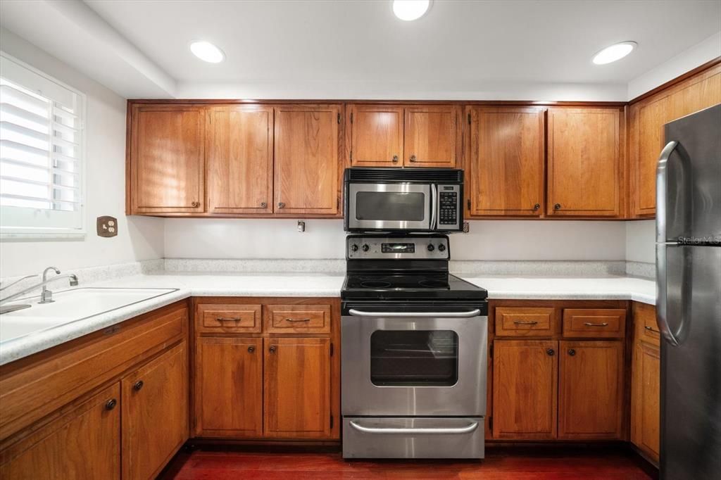 En Venta: $142,000 (2 camas, 1 baños, 865 Pies cuadrados)