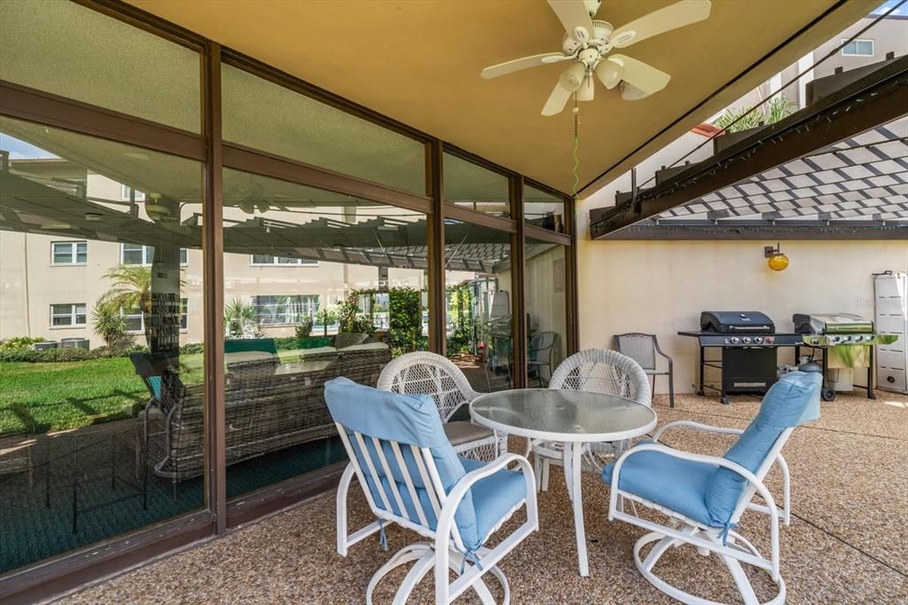 En Venta: $142,000 (2 camas, 1 baños, 865 Pies cuadrados)