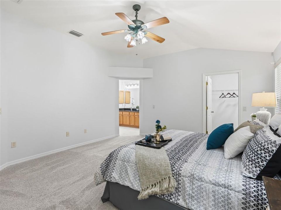 For Sale: $379,900 (3 beds, 2 baths, 1855 Square Feet)