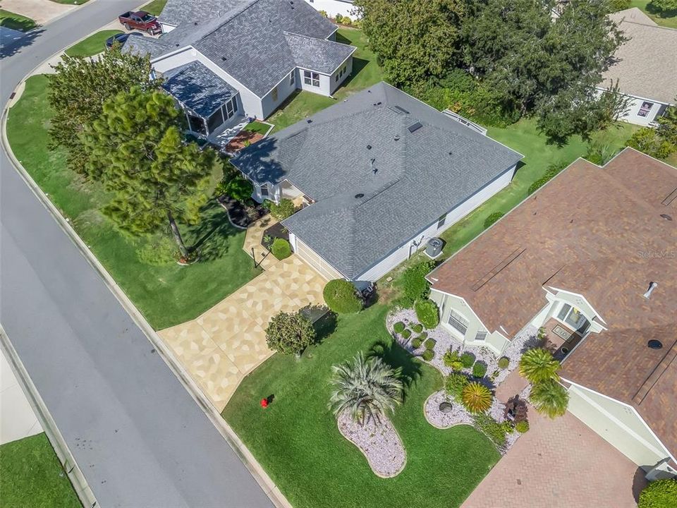 For Sale: $379,900 (3 beds, 2 baths, 1855 Square Feet)