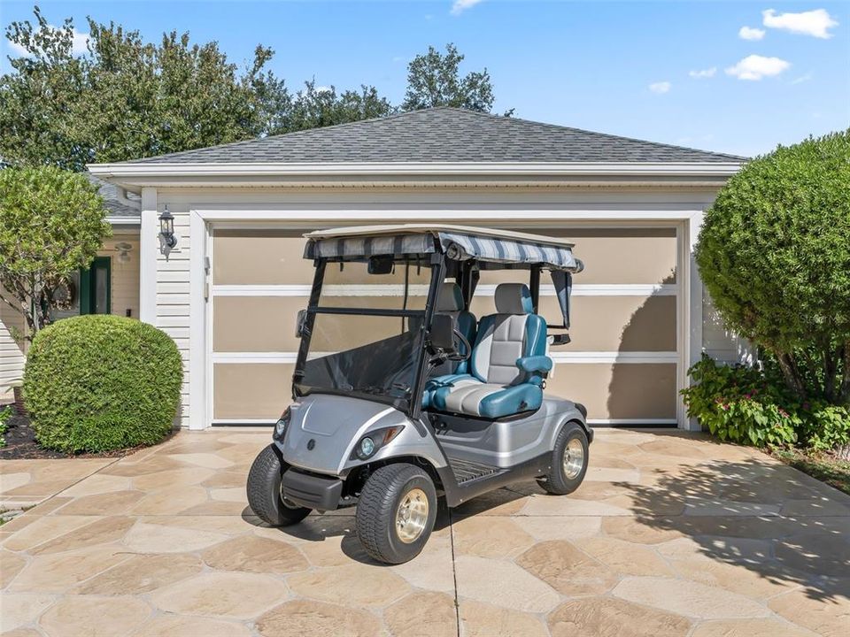 For Sale: $379,900 (3 beds, 2 baths, 1855 Square Feet)