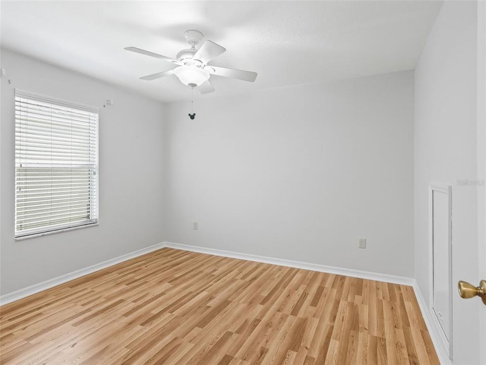 For Sale: $379,900 (3 beds, 2 baths, 1855 Square Feet)