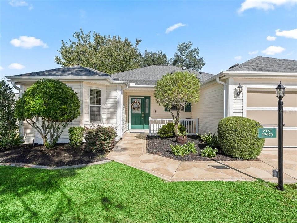 For Sale: $379,900 (3 beds, 2 baths, 1855 Square Feet)