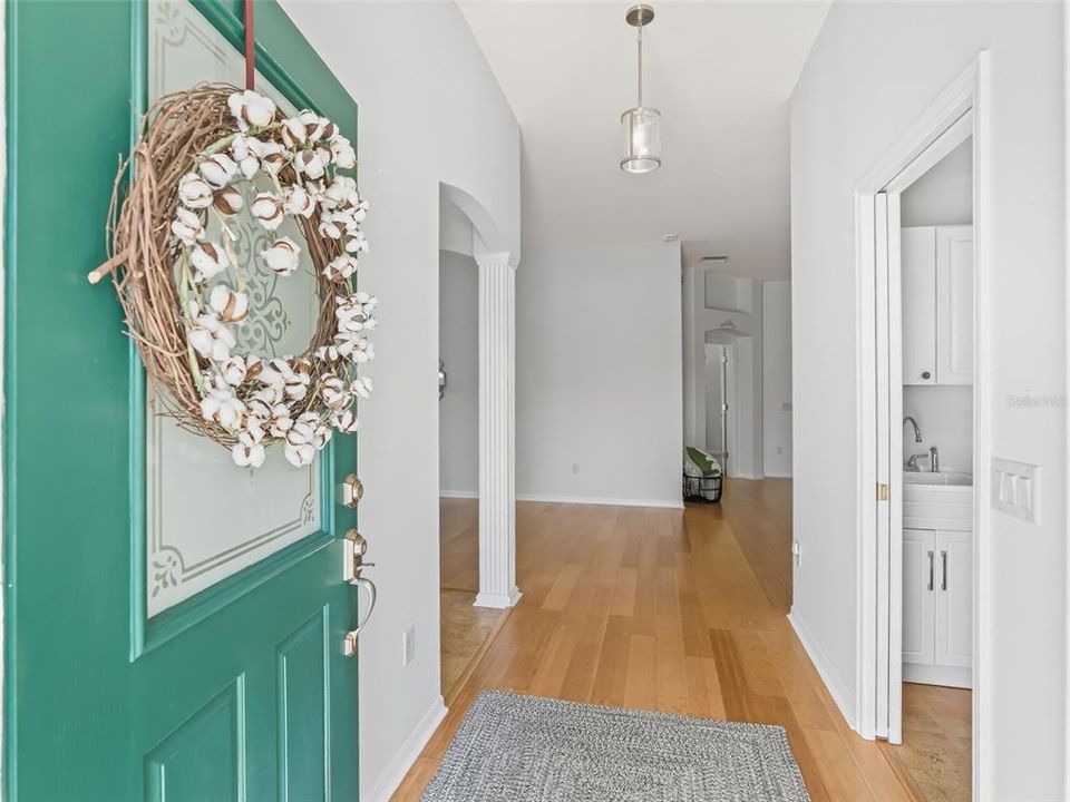 For Sale: $379,900 (3 beds, 2 baths, 1855 Square Feet)