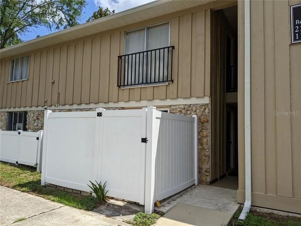 В аренду: $1,350 (1 спален, 1 ванн, 630 Квадратных фут)