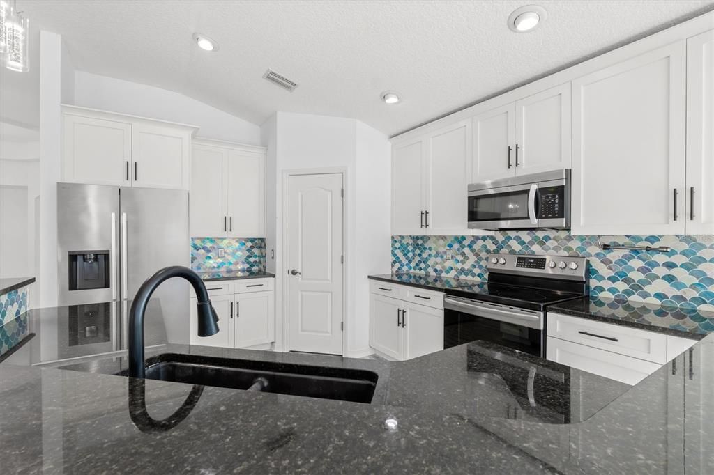 Active With Contract: $769,000 (3 beds, 2 baths, 1596 Square Feet)