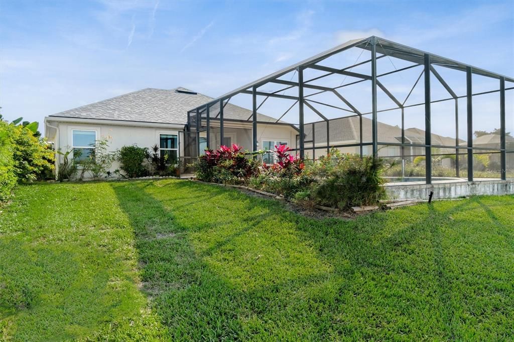 Active With Contract: $769,000 (3 beds, 2 baths, 1596 Square Feet)