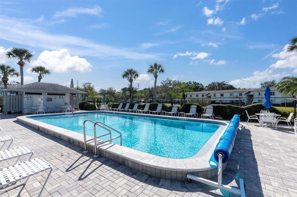 For Sale: $173,000 (2 beds, 2 baths, 1054 Square Feet)