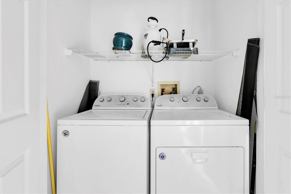 For Sale: $173,000 (2 beds, 2 baths, 1054 Square Feet)