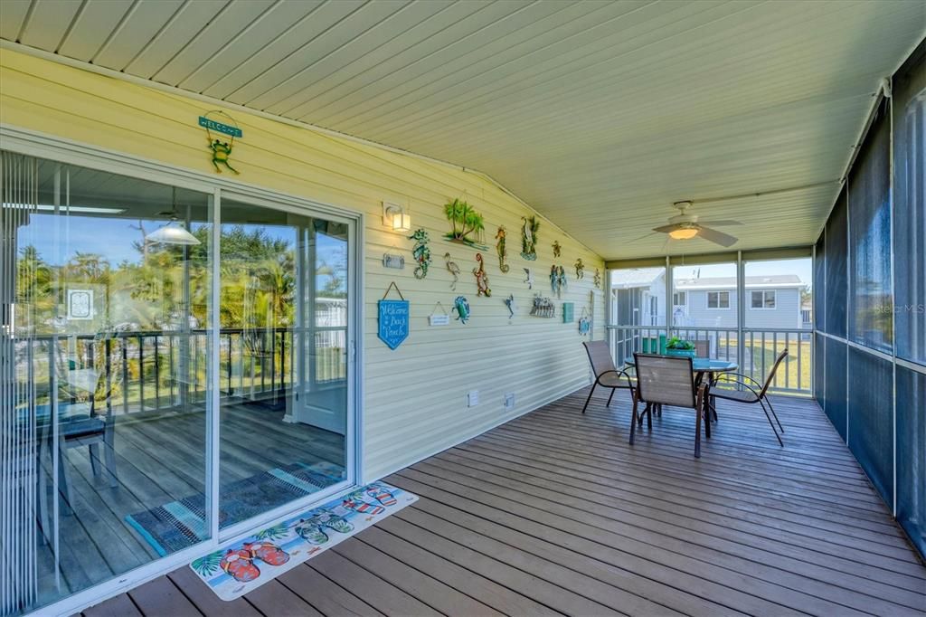 For Sale: $199,900 (2 beds, 2 baths, 1134 Square Feet)