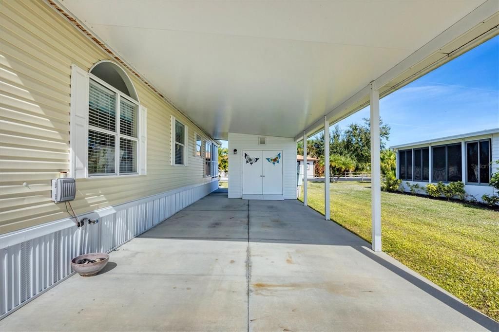 For Sale: $199,900 (2 beds, 2 baths, 1134 Square Feet)