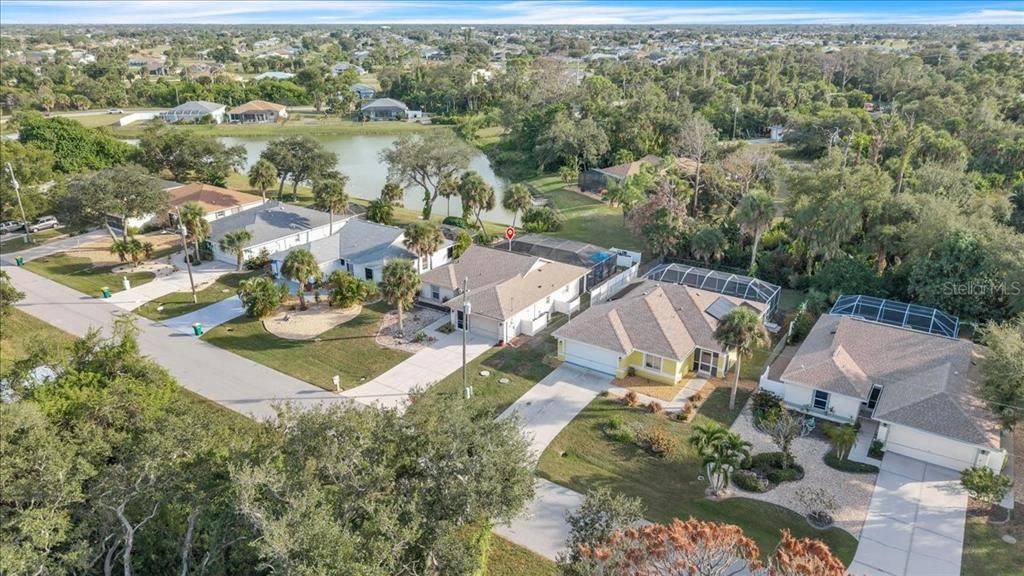 Active With Contract: $324,900 (3 beds, 2 baths, 1354 Square Feet)