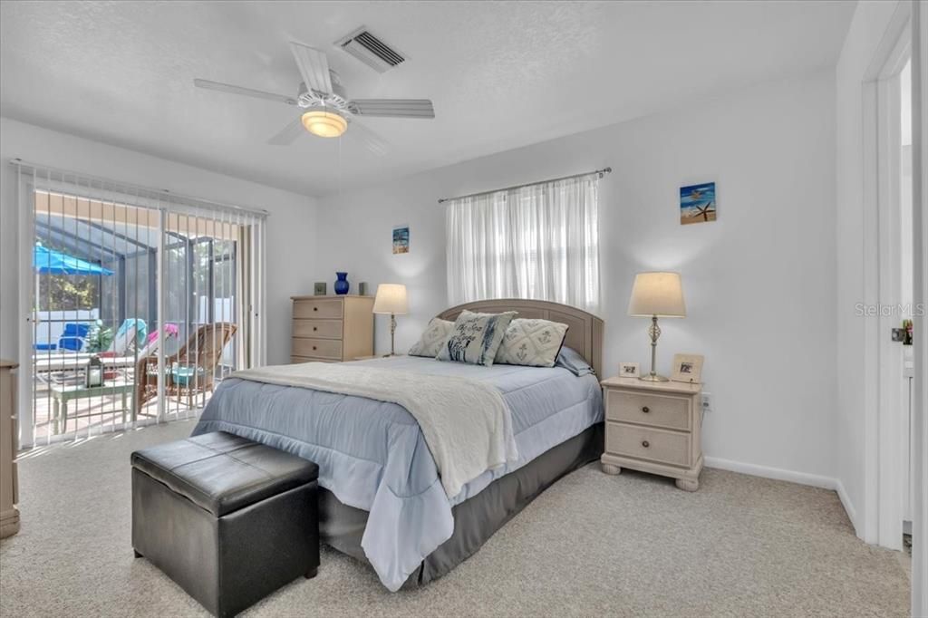 Active With Contract: $324,900 (3 beds, 2 baths, 1354 Square Feet)