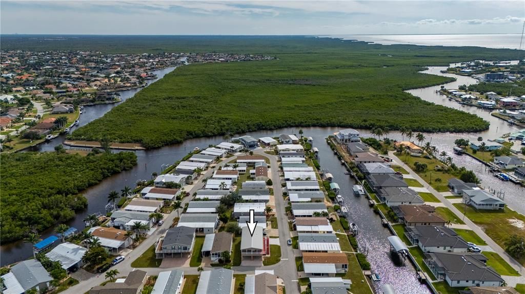 For Sale: $322,500 (2 beds, 2 baths, 1620 Square Feet)