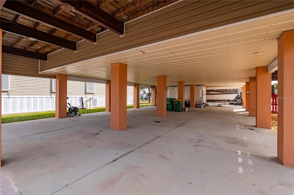 For Sale: $322,500 (2 beds, 2 baths, 1620 Square Feet)