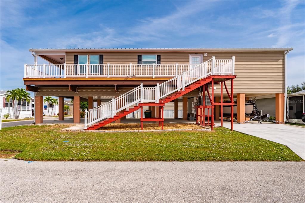 For Sale: $322,500 (2 beds, 2 baths, 1620 Square Feet)