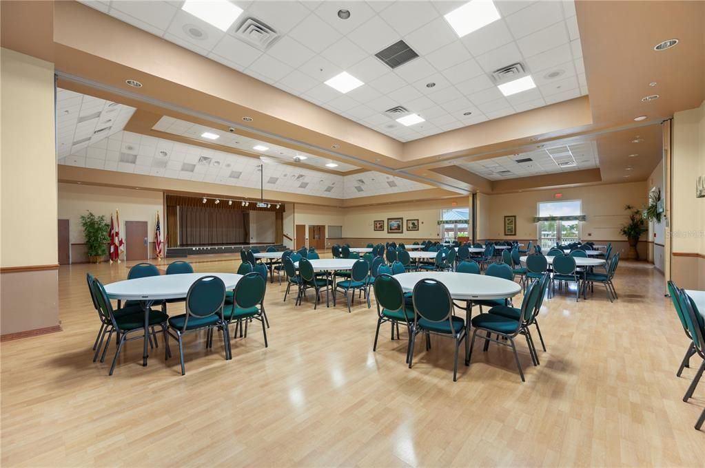 For Sale: $322,500 (2 beds, 2 baths, 1620 Square Feet)