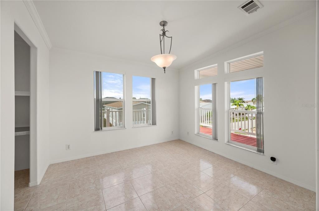 For Sale: $322,500 (2 beds, 2 baths, 1620 Square Feet)