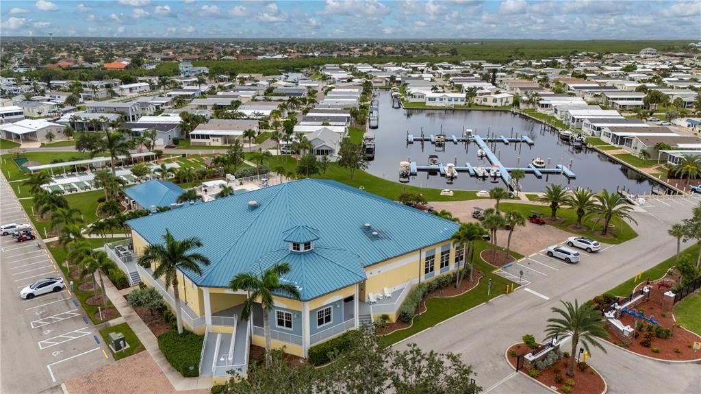 For Sale: $322,500 (2 beds, 2 baths, 1620 Square Feet)