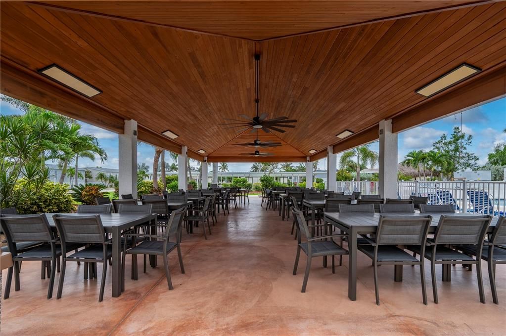 For Sale: $322,500 (2 beds, 2 baths, 1620 Square Feet)